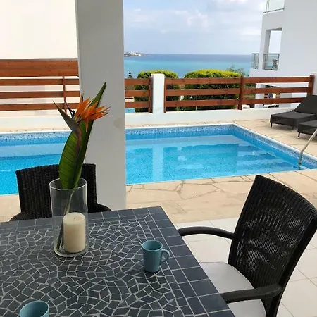 Marina View 11 Villa Peyia