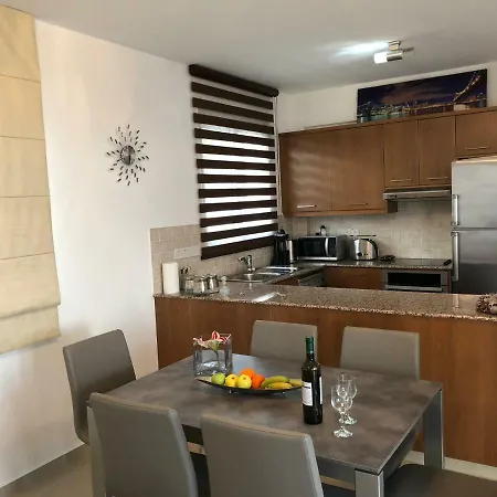 Marina View 11 Villa Peyia