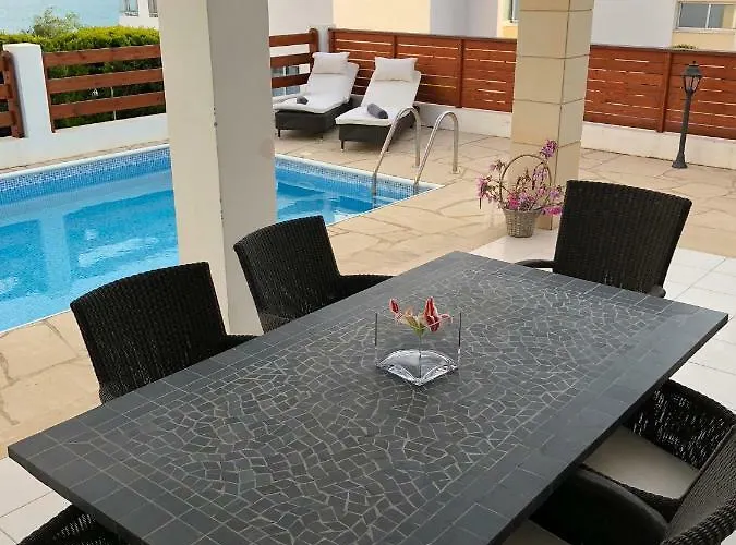 Marina View 11 * Peyia